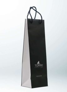 shopper-torri